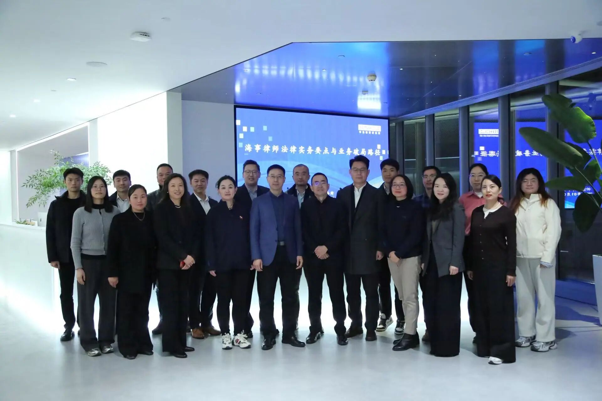 1770865209375518.jpg d9011d62f73f98efa8278eed1b1e7ed9.jpg